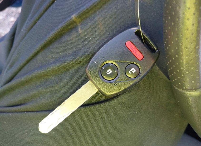 Photo 11 of 2010 Honda Fit SPORT (VIN JHMGE8H41AS008232)