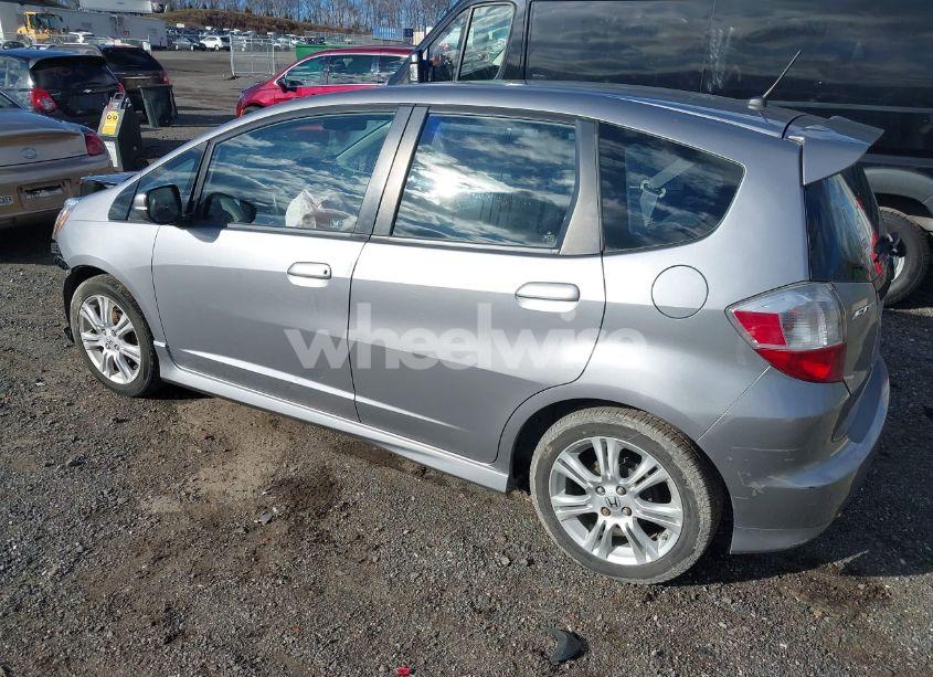 Photo 3 of 2010 Honda Fit SPORT (VIN JHMGE8H41AS015312)