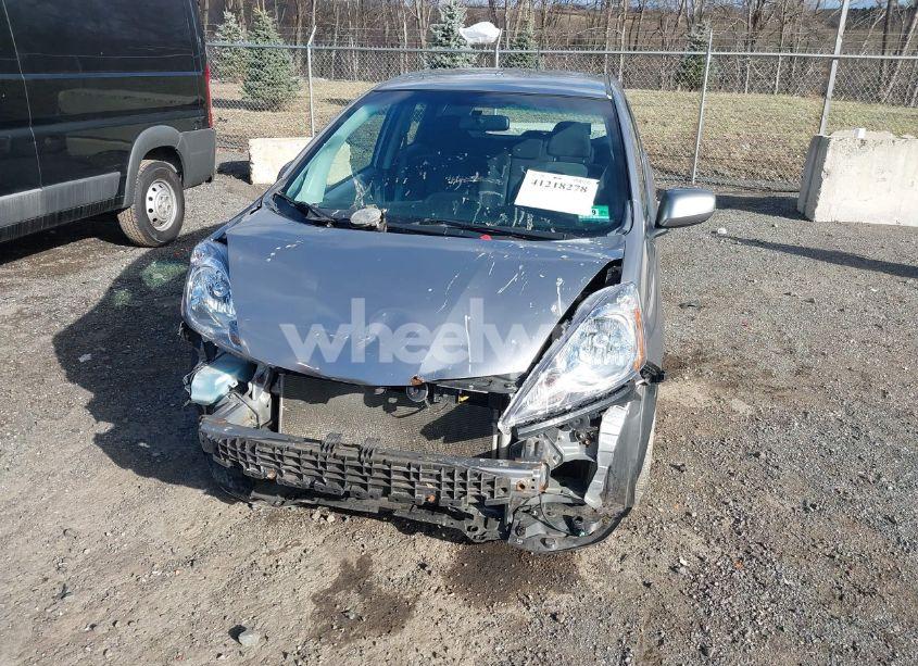 Photo 6 of 2010 Honda Fit SPORT (VIN JHMGE8H41AS015312)