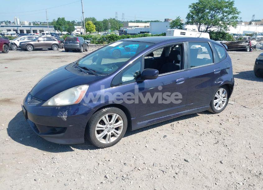Photo 2 of 2010 Honda Fit SPORT (VIN JHMGE8H42AC008766)