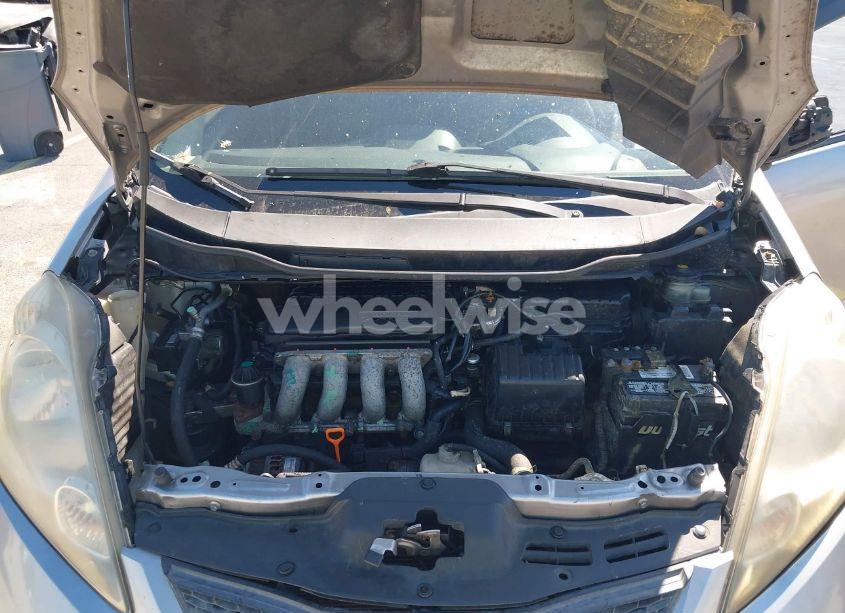 Photo 10 of 2010 Honda Fit SPORT (VIN JHMGE8H42AC015975)