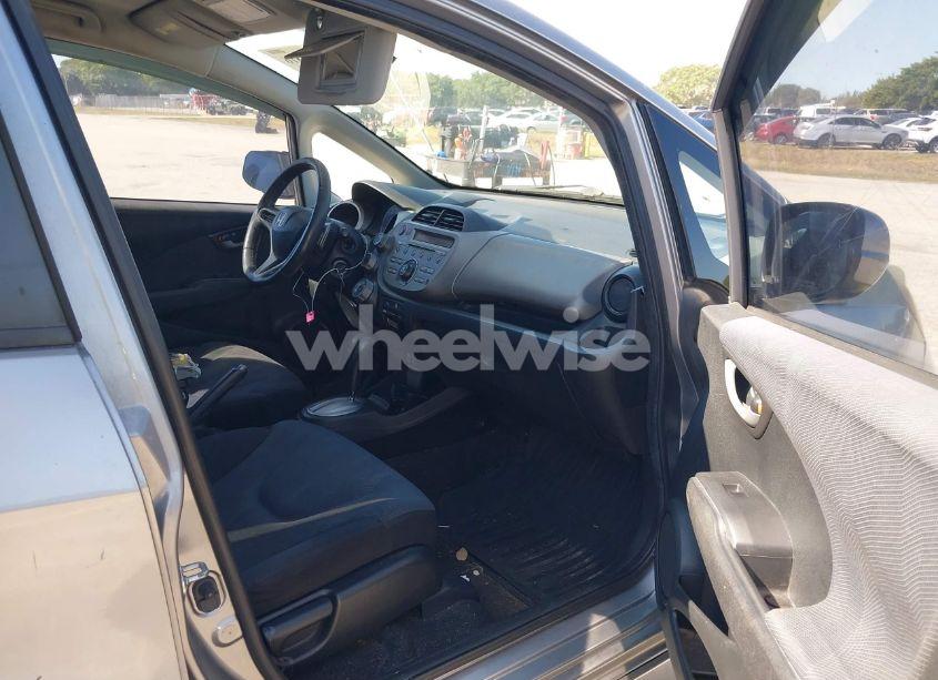 Photo 5 of 2010 Honda Fit SPORT (VIN JHMGE8H42AC015975)