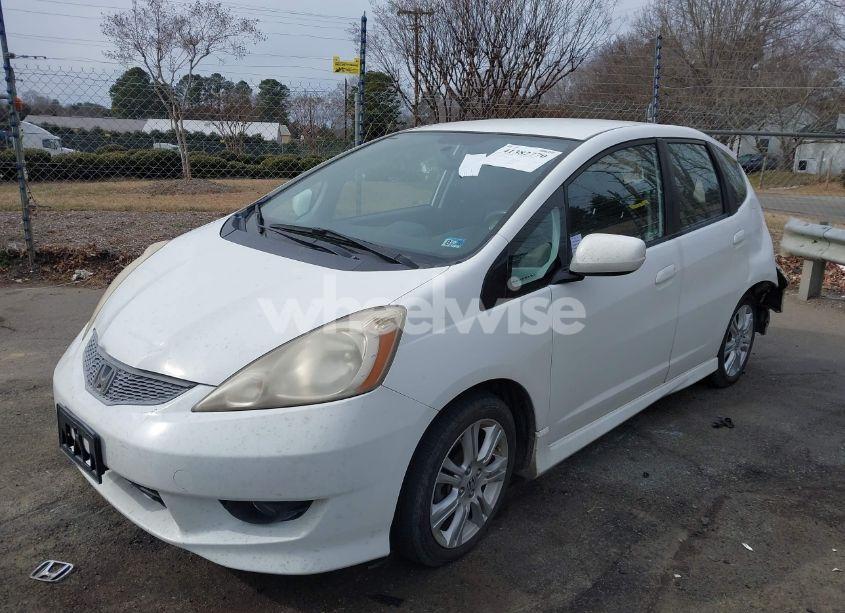 Photo 2 of 2010 Honda Fit SPORT (VIN JHMGE8H42AC030203)