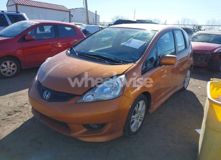 Photo 2 of 2010 Honda Fit SPORT (VIN JHMGE8H42AS021507)