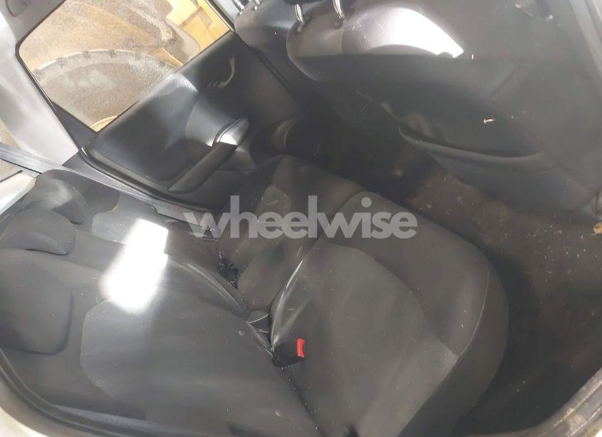 Photo 8 of 2010 Honda Fit SPORT (VIN JHMGE8H43AC011448)