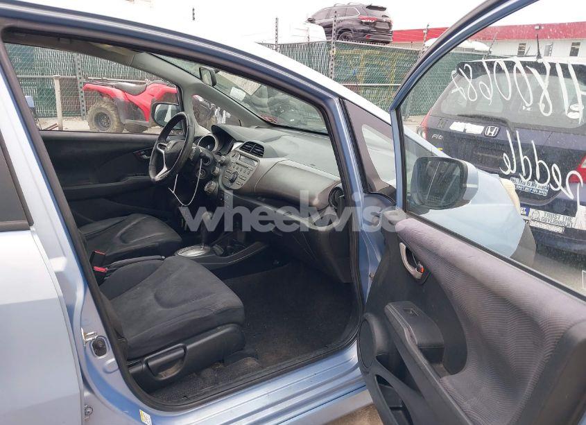 Photo 5 of 2010 Honda Fit SPORT (VIN JHMGE8H43AC018111)