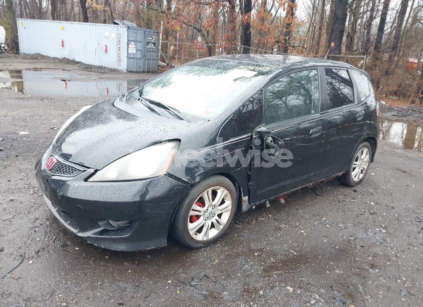 Photo 2 of 2010 Honda Fit SPORT (VIN JHMGE8H43AS024299)