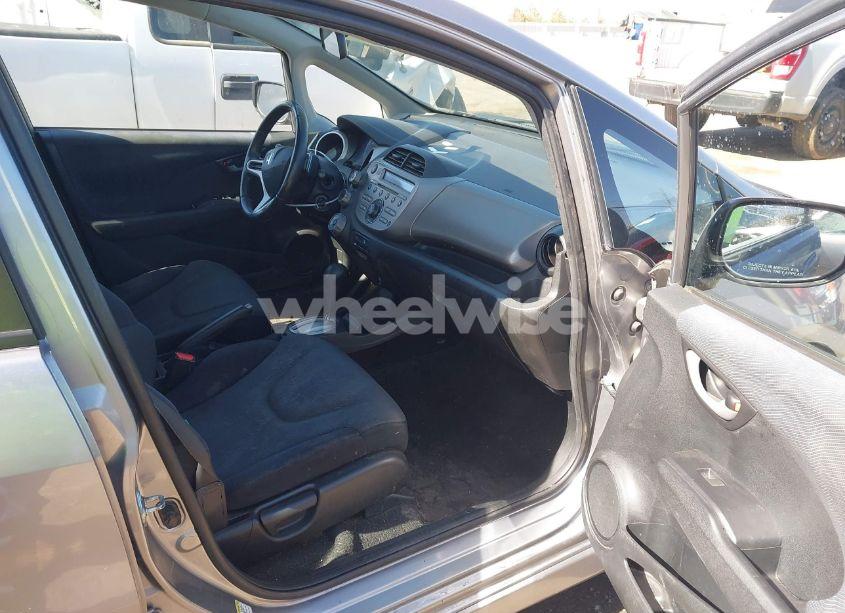 Photo 5 of 2010 Honda Fit SPORT (VIN JHMGE8H44AC004914)