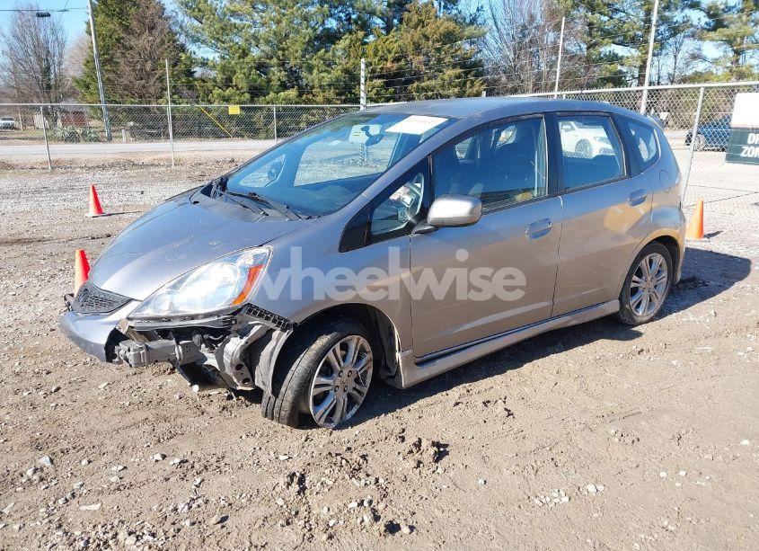 Photo 2 of 2010 Honda Fit SPORT (VIN JHMGE8H44AS004014)