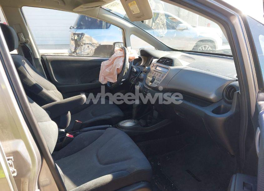 Photo 5 of 2010 Honda Fit SPORT (VIN JHMGE8H44AS004014)