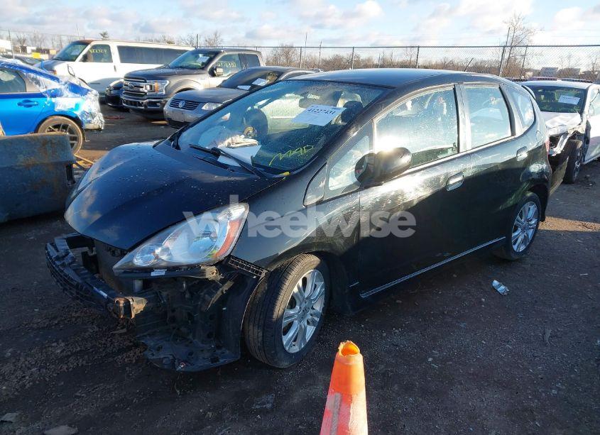 Photo 2 of 2010 Honda Fit SPORT (VIN JHMGE8H44AS017216)