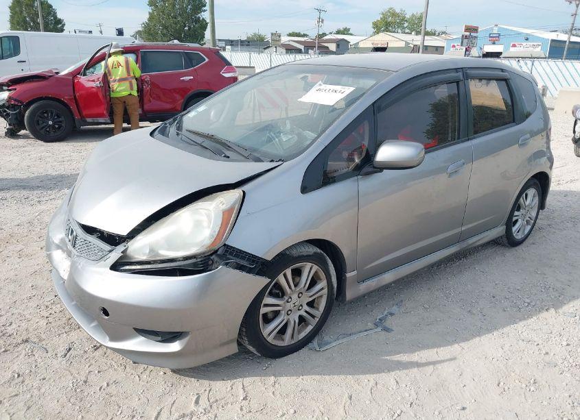 Photo 2 of 2010 Honda Fit SPORT (VIN JHMGE8H46AC007054)