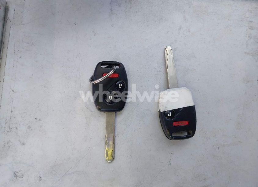 Photo 11 of 2010 Honda Fit SPORT (VIN JHMGE8H46AC020466)