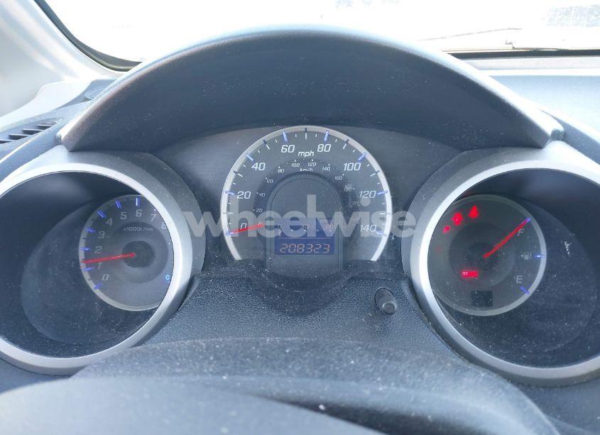 Photo 7 of 2010 Honda Fit SPORT (VIN JHMGE8H47AC033176)