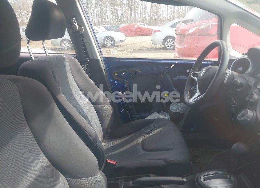 Photo 5 of 2010 Honda Fit SPORT (VIN JHMGE8H47AS005500)