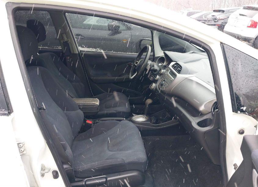 Photo 5 of 2010 Honda Fit SPORT (VIN JHMGE8H48AC021750)