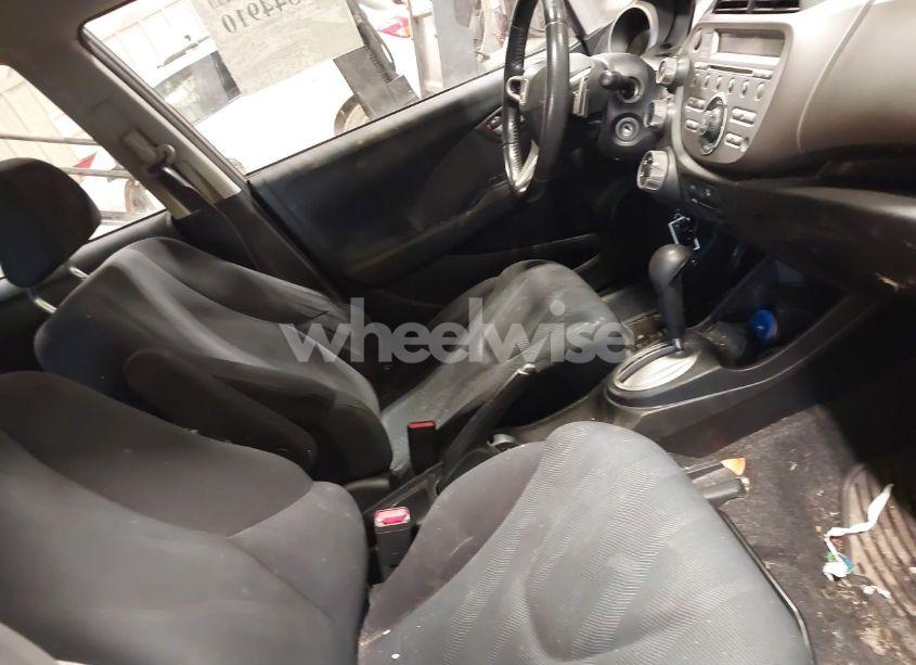 Photo 5 of 2010 Honda Fit SPORT (VIN JHMGE8H48AC035602)