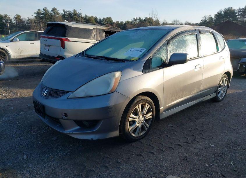 Photo 2 of 2010 Honda Fit SPORT (VIN JHMGE8H49AC008960)