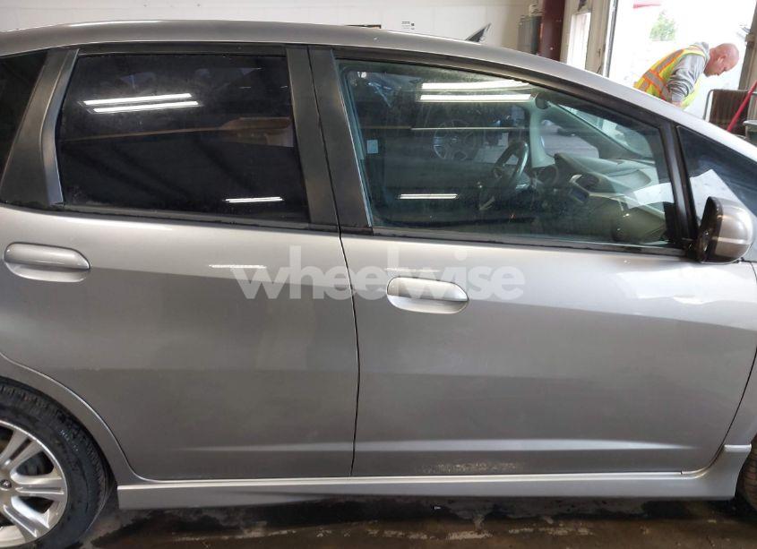 Photo 13 of 2010 Honda Fit SPORT (VIN JHMGE8H4XAC017117)