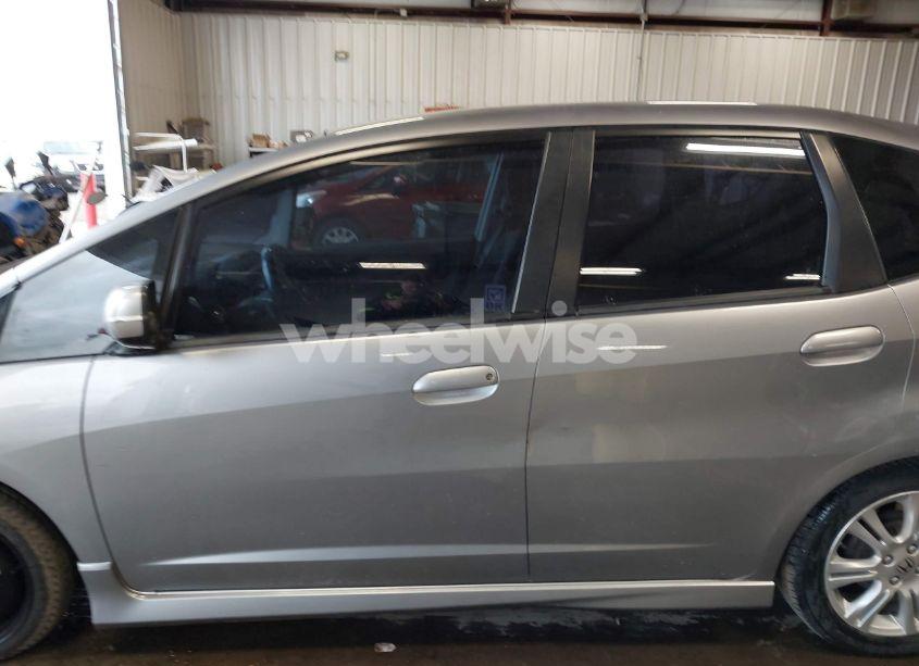Photo 14 of 2010 Honda Fit SPORT (VIN JHMGE8H4XAC017117)