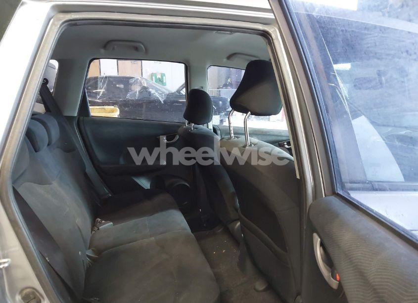 Photo 8 of 2010 Honda Fit SPORT (VIN JHMGE8H4XAC017117)