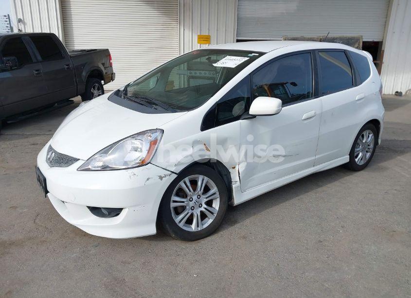 Photo 2 of 2010 Honda Fit SPORT (VIN JHMGE8H4XAC017957)