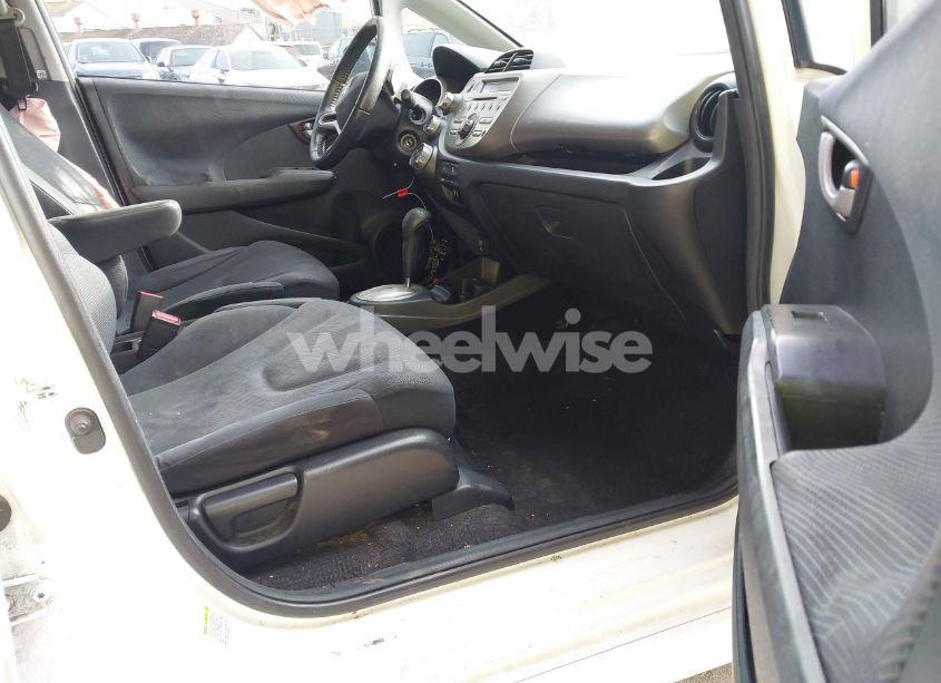 Photo 5 of 2010 Honda Fit SPORT (VIN JHMGE8H4XAC017957)