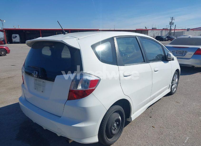 Photo 4 of 2010 Honda Fit SPORT (VIN JHMGE8H4XAS014949)