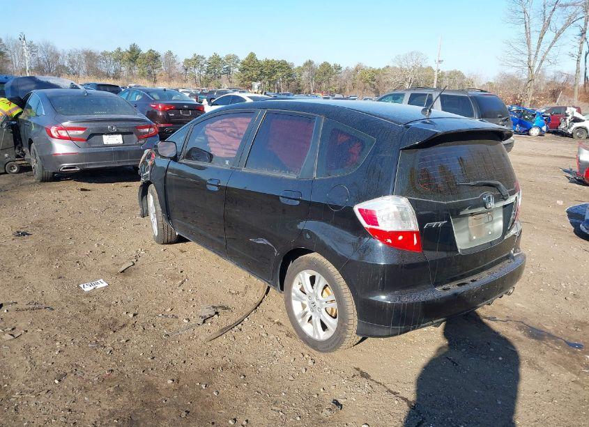 Photo 3 of 2011 Honda Fit SPORT (VIN JHMGE8H50BC024829)