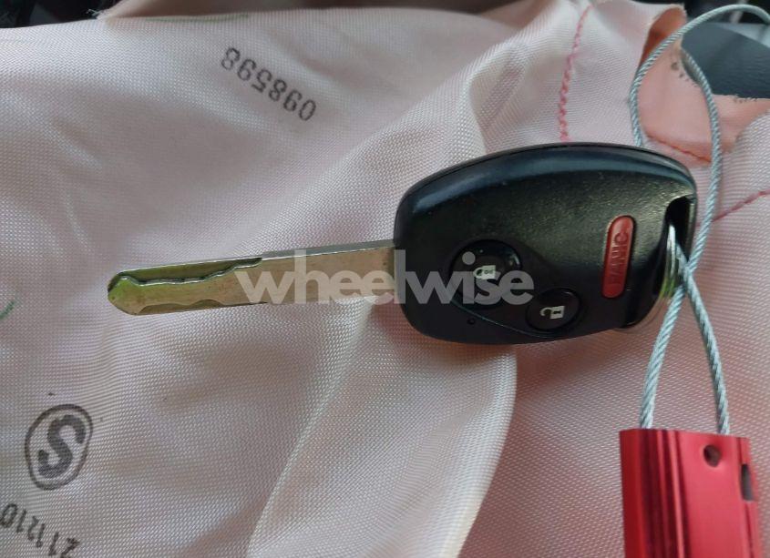 Photo 11 of 2011 Honda Fit (VIN JHMGE8H50BS003551)