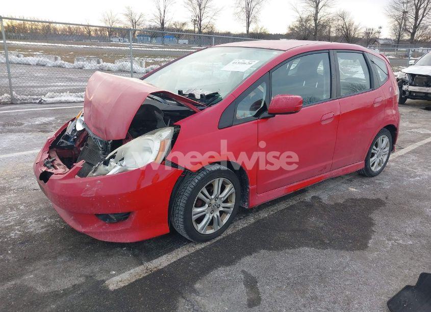 Photo 2 of 2011 Honda Fit (VIN JHMGE8H50BS003551)