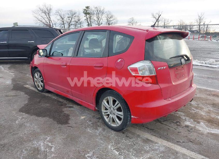 Photo 3 of 2011 Honda Fit (VIN JHMGE8H50BS003551)