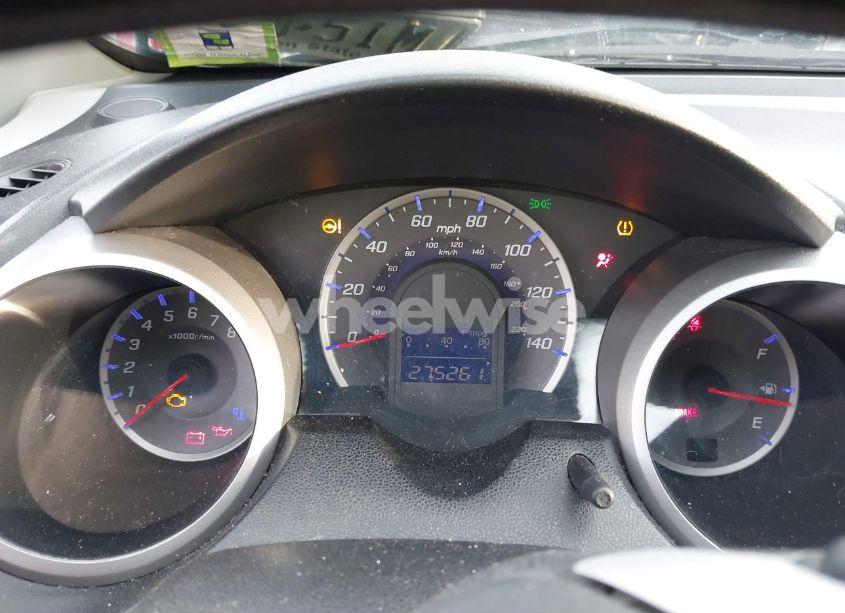 Photo 7 of 2011 Honda Fit (VIN JHMGE8H50BS003551)