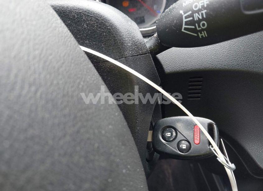 Photo 11 of 2012 Honda Fit SPORT (VIN JHMGE8H50CC001195)