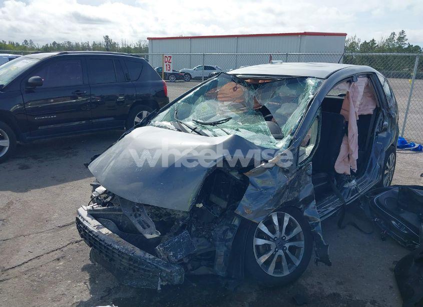 Photo 2 of 2012 Honda Fit SPORT (VIN JHMGE8H50CC035198)