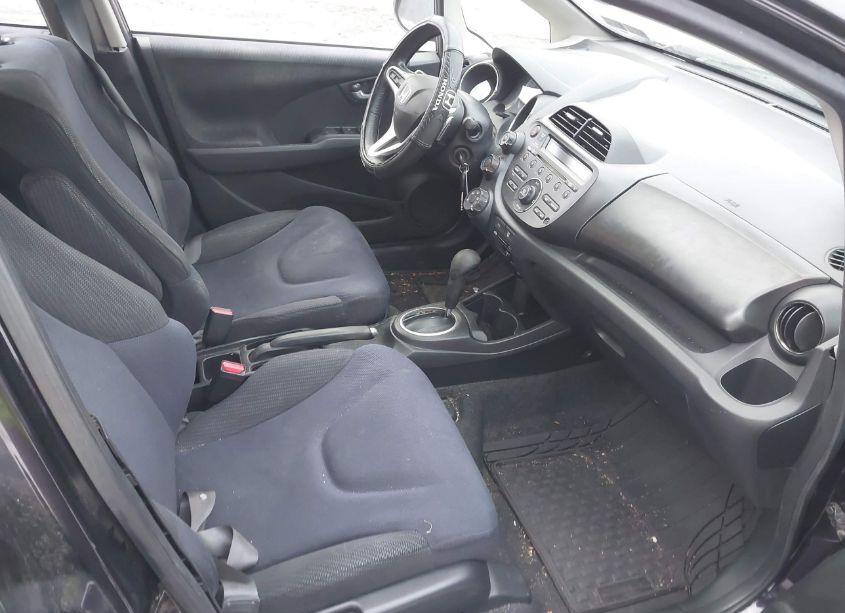 Photo 5 of 2013 Honda Fit SPORT (VIN JHMGE8H50DC062922)