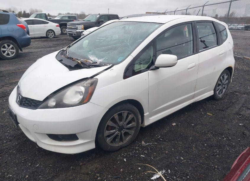 Photo 2 of 2013 Honda Fit SPORT (VIN JHMGE8H50DC079008)