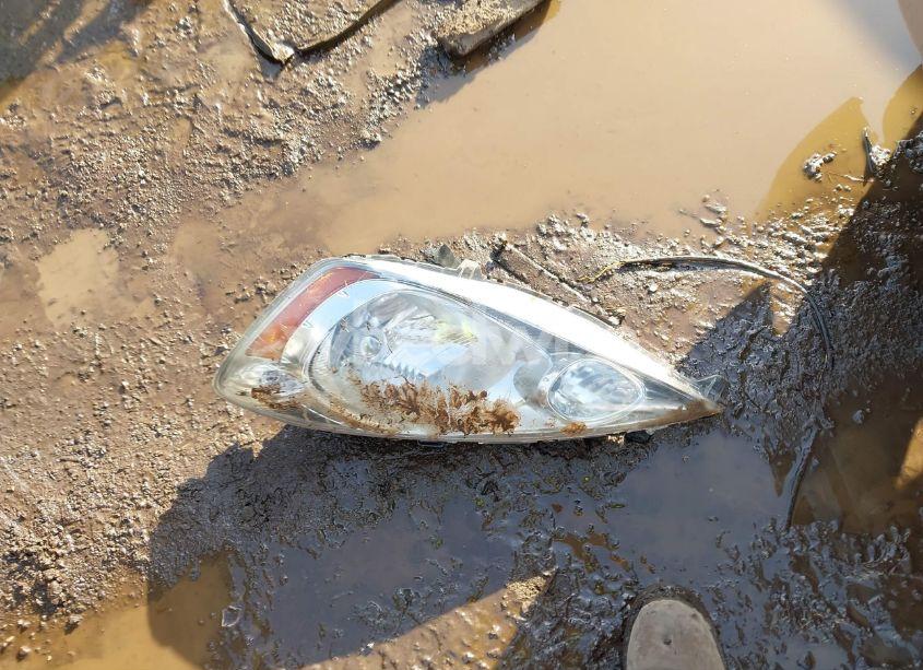 Photo 12 of 2011 Honda Fit SPORT (VIN JHMGE8H51BC000801)