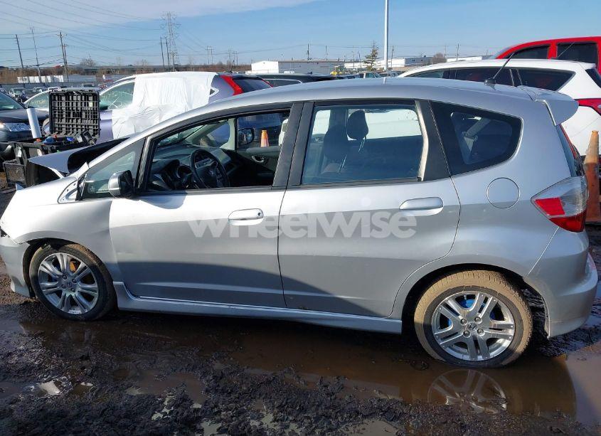 Photo 15 of 2011 Honda Fit SPORT (VIN JHMGE8H51BC000801)