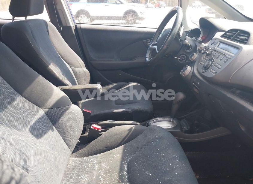 Photo 5 of 2011 Honda Fit SPORT (VIN JHMGE8H51BC013676)