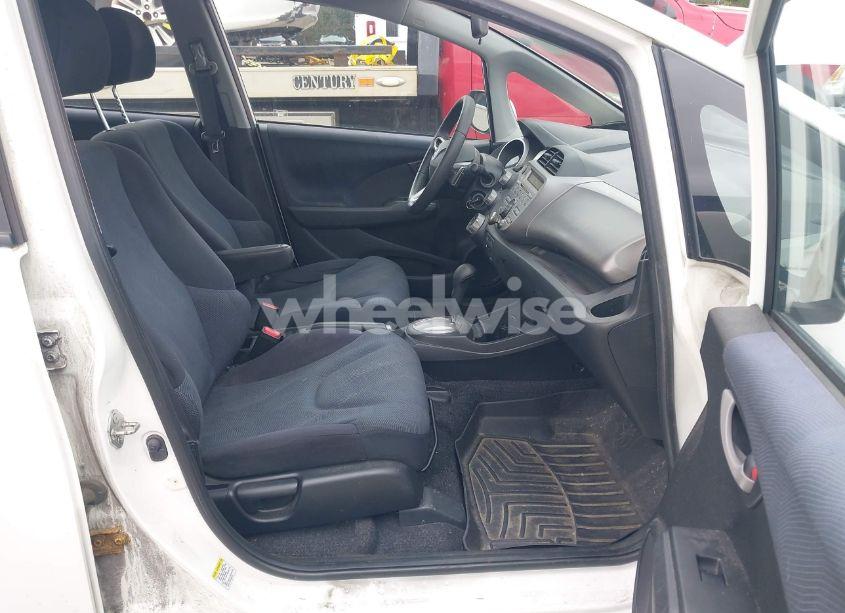 Photo 5 of 2011 Honda Fit SPORT (VIN JHMGE8H51BC016707)