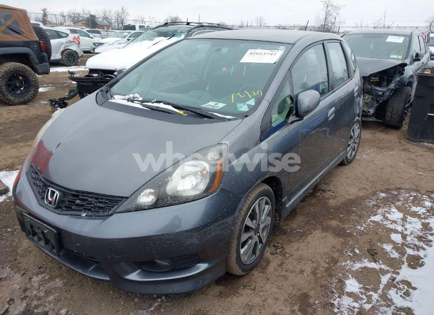 Photo 2 of 2013 Honda Fit SPORT (VIN JHMGE8H51DC001403)