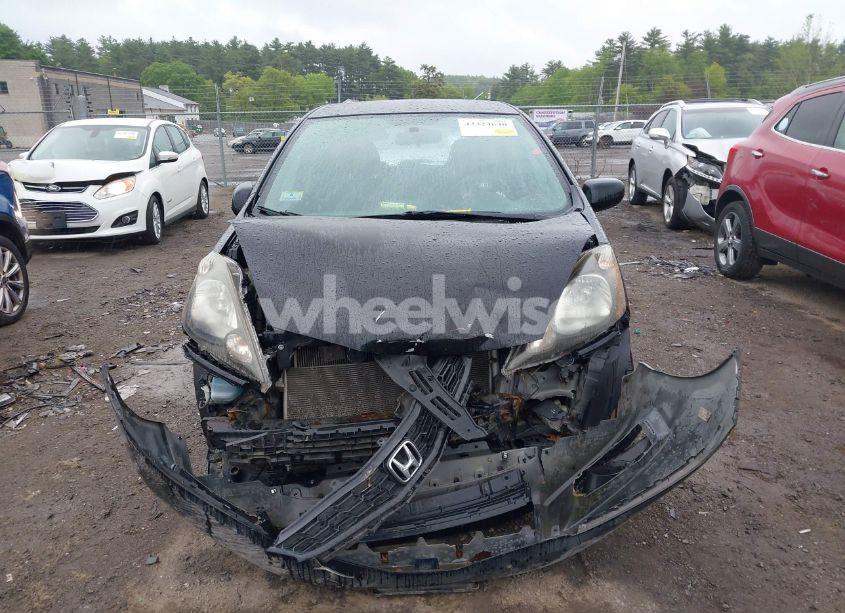 Photo 12 of 2013 Honda Fit SPORT (VIN JHMGE8H51DC011106)