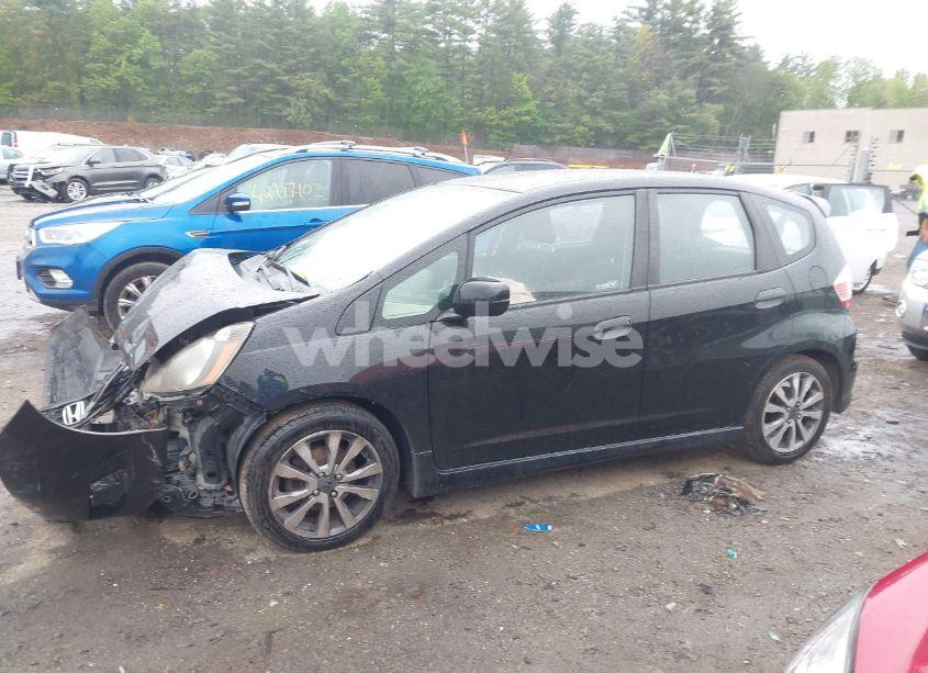 Photo 14 of 2013 Honda Fit SPORT (VIN JHMGE8H51DC011106)