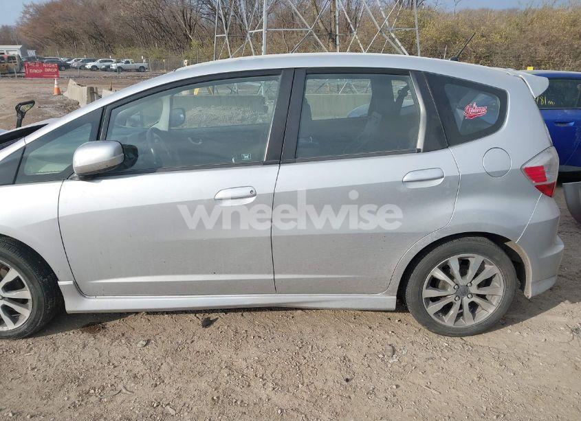 Photo 15 of 2013 Honda Fit SPORT (VIN JHMGE8H51DC013082)