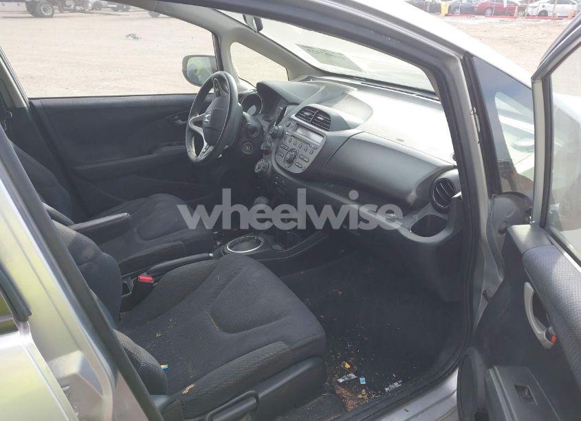 Photo 5 of 2013 Honda Fit SPORT (VIN JHMGE8H51DC013082)