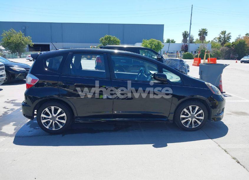 Photo 13 of 2013 Honda Fit SPORT (VIN JHMGE8H51DC020579)