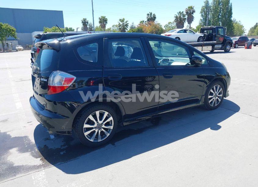 Photo 4 of 2013 Honda Fit SPORT (VIN JHMGE8H51DC020579)