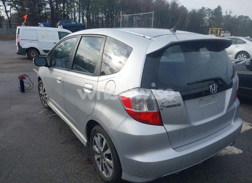 Photo 3 of 2013 Honda Fit SPORT (VIN JHMGE8H51DC045157)