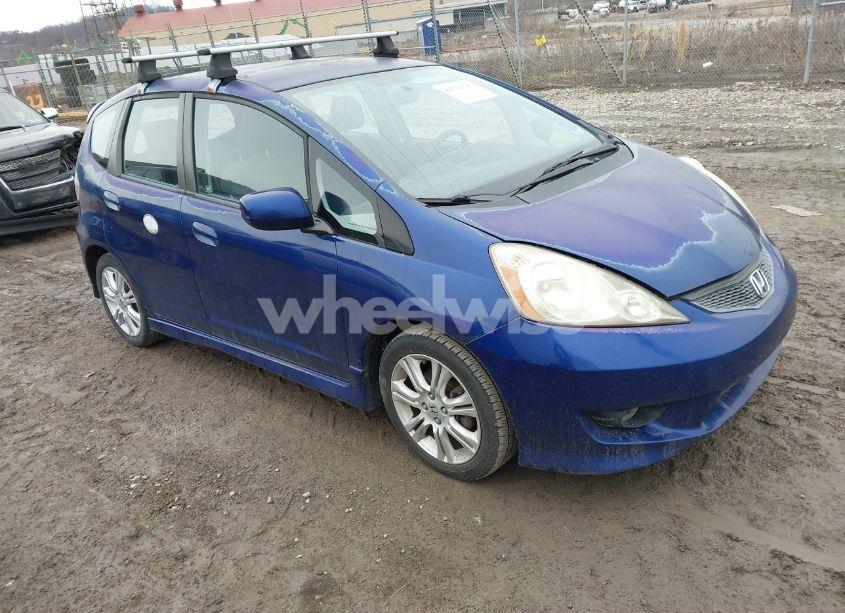 2011 Honda Fit SPORT (VIN JHMGE8H52BC002654) main photo